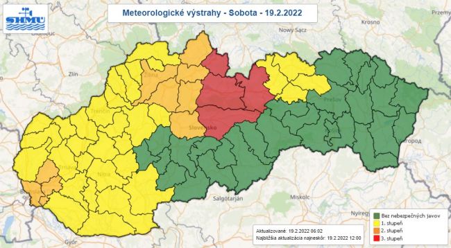 SHMÚ: Na horách severného Slovenska hrozí opäť mimoriadne silný vietor