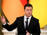 Zelenskyj odcestuje do Nemecka, v Donbase pokračuje ostreľovanie