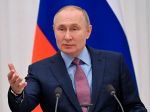 Putin povedal Macronovi, že stiahne vojakov z Bieloruska