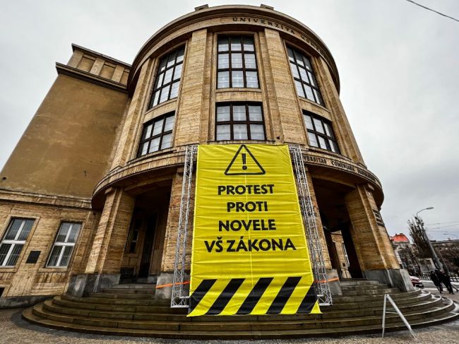 Do protestu proti novele vysokoškolského zákona sa zapojilo 67 fakúlt