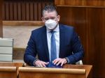 Za odvolanie Mikulca bude hlasovať aj koaličný poslanec