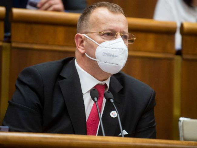 Boris Kollár vyzýva k slušnosti v pléne a diskusii bez urážok