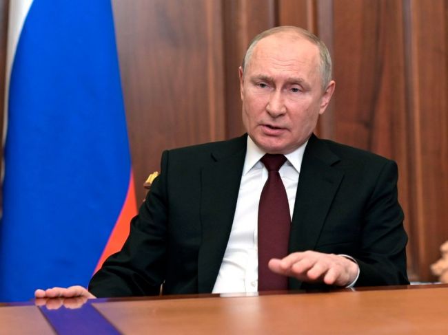Putin oznámil vojenskú operáciu vo východnej časti Ukrajiny