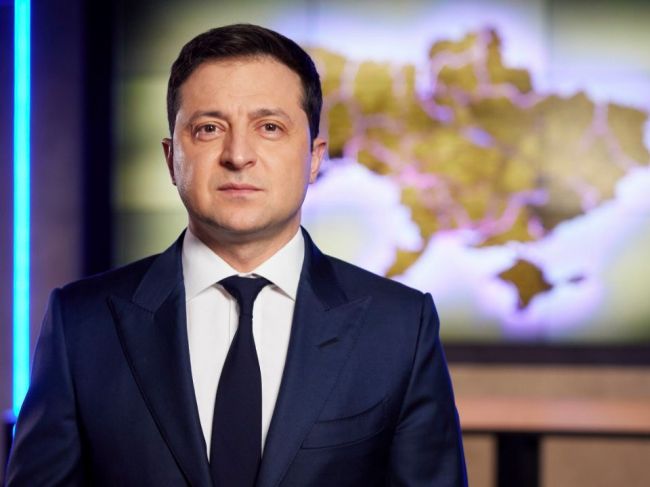 Zelenskyj vyhlásil stanné právo, občanov informoval o ruskom vojenskom terči