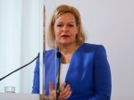Nemecko ponúklo Poľsku "masívnu pomoc" v prípade vlny ukrajinských utečencov