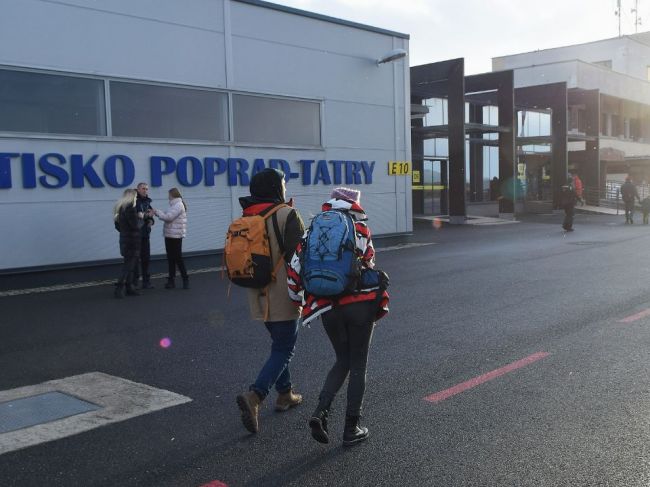 Letisko Poprad-Tatry nemá v letovom poriadku žiadne lety medzi Slovenskom a Ukrajinou
