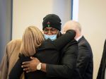 Troch policajtov v Minnesote uznali za vinných z porušenia práv Georgea Floyda