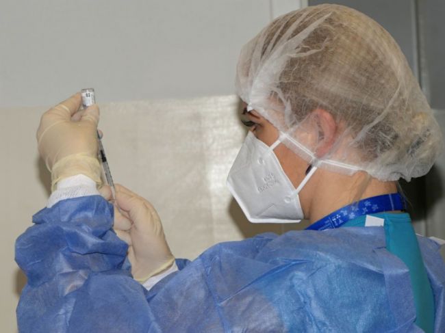 ŠÚKL eviduje 10.845 hlásených podozrení na nežiaduce účinky vakcín