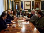 Zelenského poradca: Ukrajina je pripravená rokovať s Ruskom o neutralite