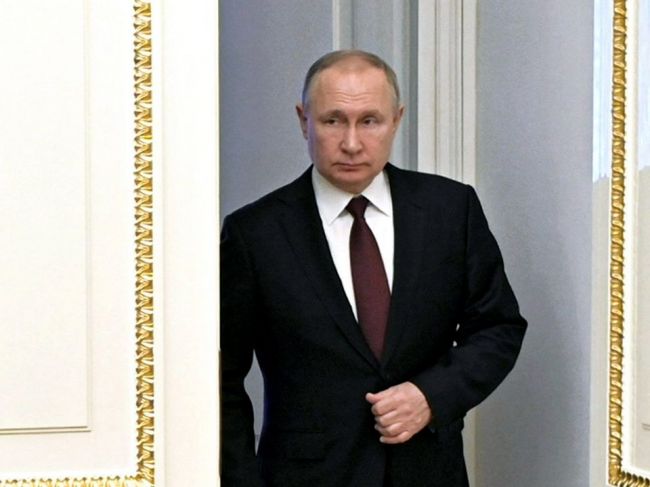 Šéfovia diplomacií EÚ schválili sankcie voči Putinovi a Lavrovovi