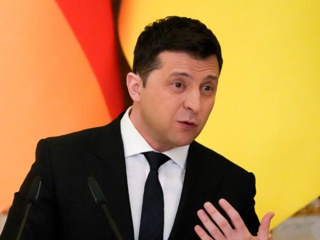 Prezident Zelenskyj privítal rozhodnutie Nemecka poslať Ukrajine zbrane