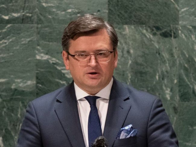 Sirény varujúce pred náletmi sa rozozvučali nad mestami Rivne a Luck