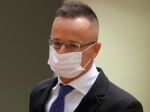 Szijjártó: Maďarsko nepovolí transport smrtonosných zbraní cez svoje územie