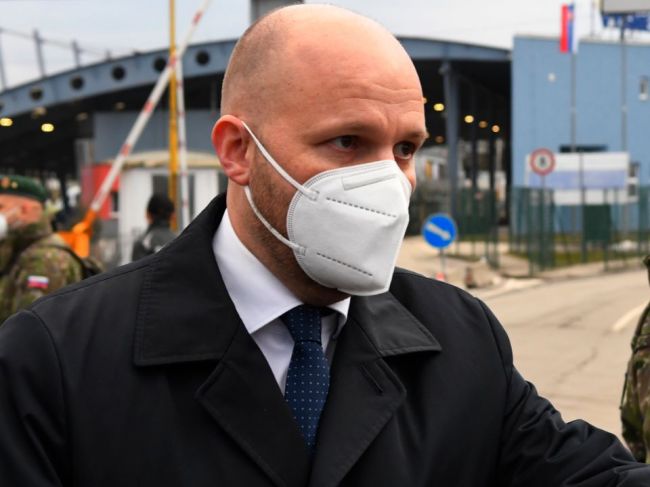 Naď: Ministri obrany EÚ potvrdili záujem aktívne konať na podporu Ukrajiny
