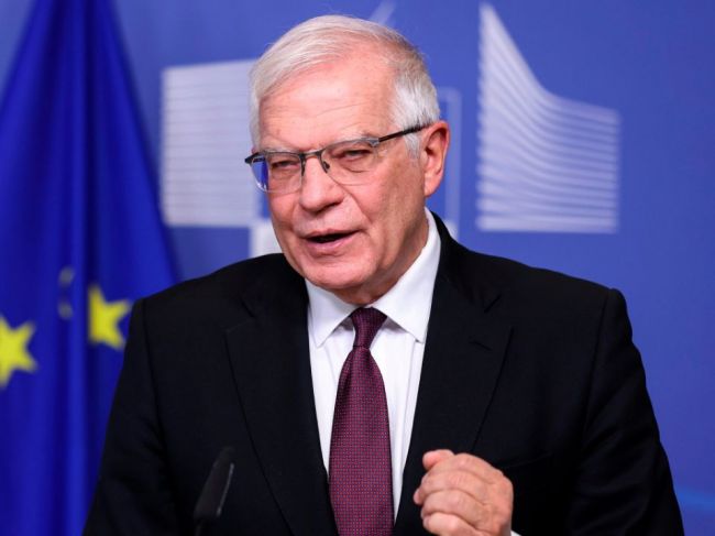 Šéf diplomacie EÚ: Ruská invázia na Ukrajinu je čoraz neľútostnejšia