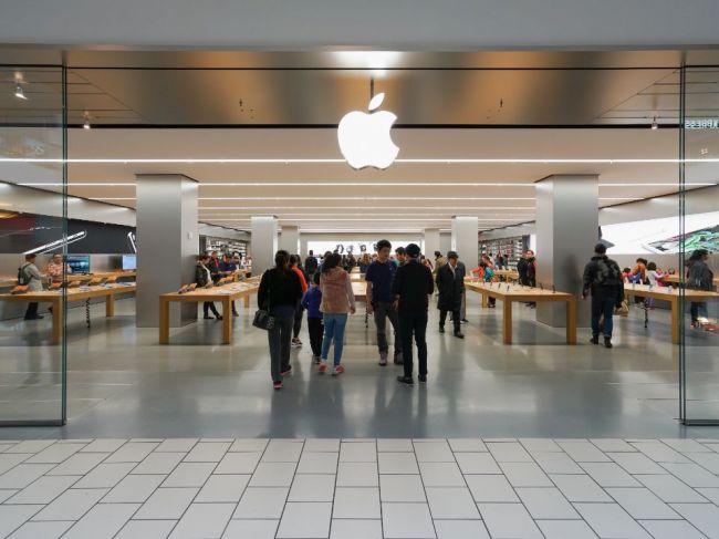 Spoločnosť Apple zastavila predaj produktov v Rusku