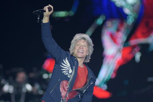 Rocková hviezda Jon Bon Jovi oslavuje okrúhle narodeniny