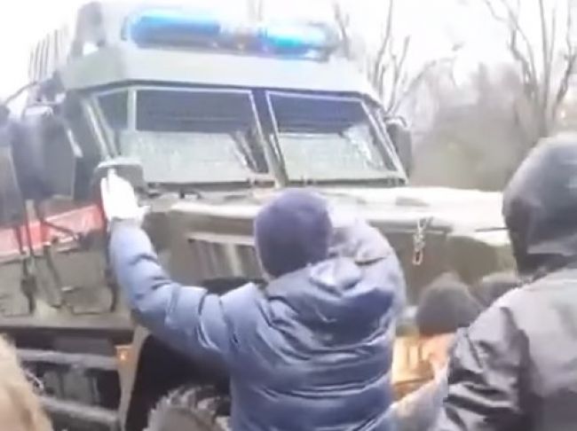 Mnohí ruskí vojaci sú prekvapení, povedali im, že Ukrajinci ich budú vítať