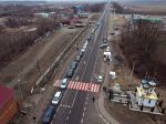 MDV: Ukrajinským autám odpustíme diaľničnú známku a humanitárnym konvojom mýto