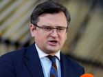 Kuleba: Už viac ako 1000 cudzincov prišlo bojovať za Ukrajinu