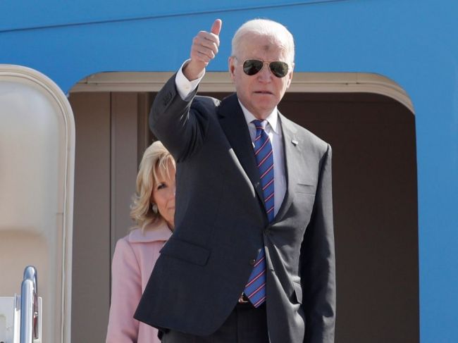 Biden: Rozhodnutie o stálej prítomnosti NATO v Poľsku je vecou Aliancie