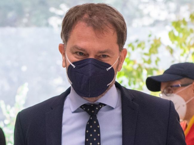 Matovič dementuje tvrdenia ZMOSu: O príspevku na ubytovanie som sa bavil s Beňackým