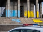 Politici odsudzujú vandalizmus na pamätníku Slavín v Bratislave