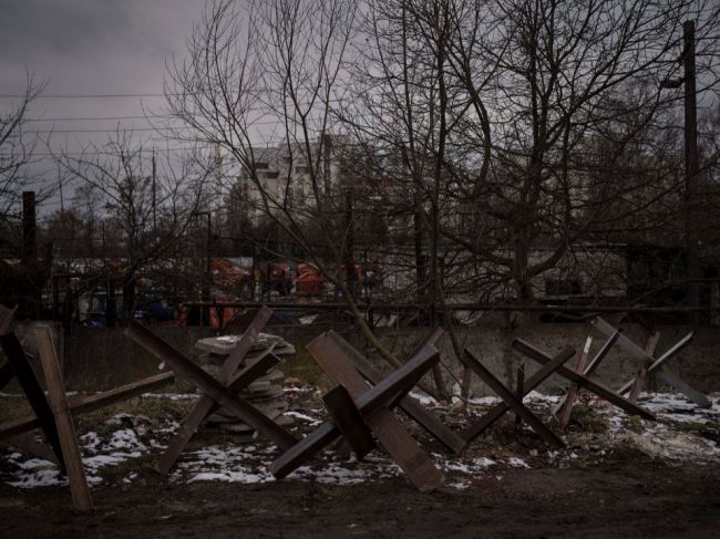 Bloomberg: Rusko vypracovalo plán na verejné popravy na Ukrajine