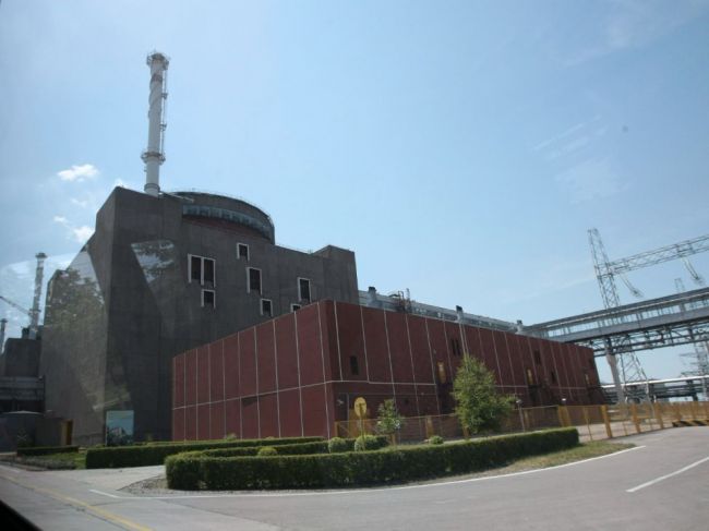 Rusko tvrdí, že požiar v jadrovej elektrárni založili Ukrajinci