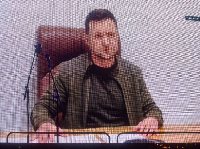 Zelenskyj prostredníctvom videomostu vystúpi s prejavom v americkom Senáte