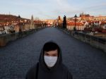 V nedeľu pribudlo v Česku najmenej nakazených od začiatku roka