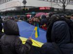 V Srbsku boli akcie na podporu Ukrajiny a Rusov protestujúcich proti Putinovi