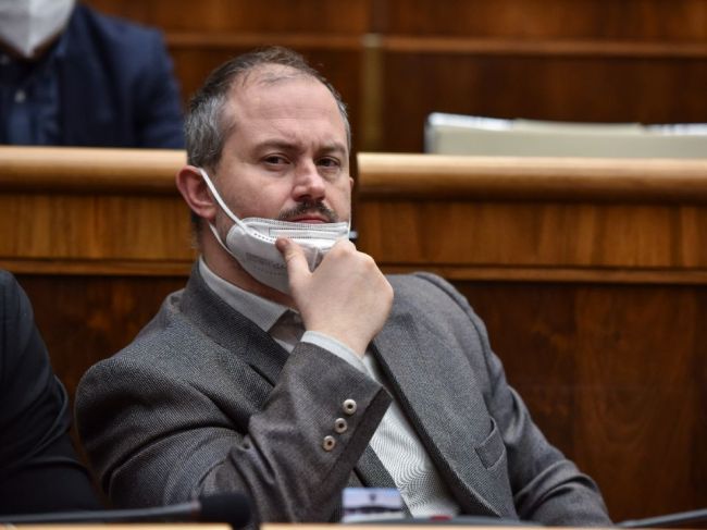 Utorkový termín odvolacieho procesu v kauze šekov Mariana Kotlebu zrušili