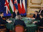 Heger na summite V4-Británia: Posilniť treba celú Európu, nielen východné krídlo