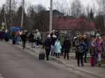 Do Varšavy sa blíži približne 200.000 ukrajinských utečencov, oznámil vojvoda