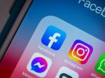 Facebook dočasne povolí príspevky o násilí voči ruským vojakom