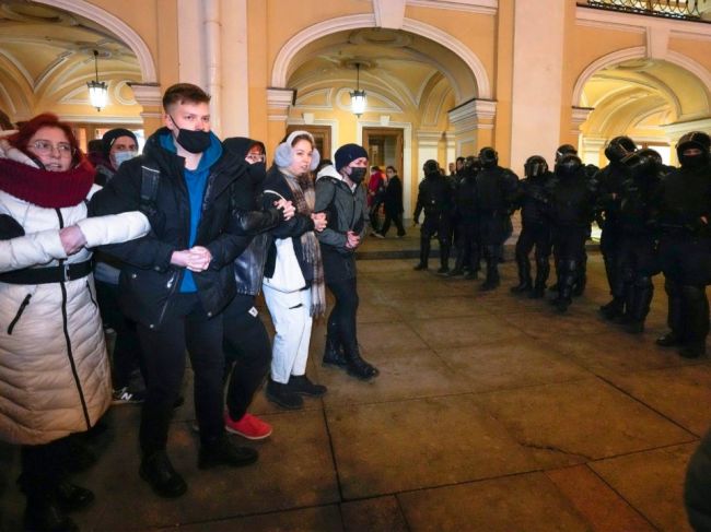 Navaľnyj vyzýva obyvateľov Ruska, aby každý víkend organizovali protesty