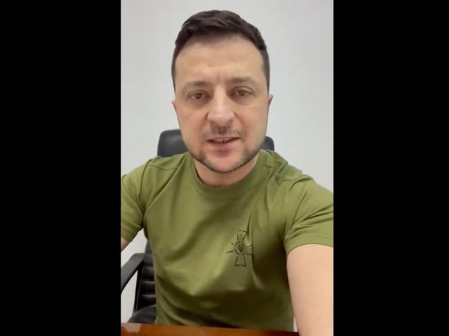 Zelenskyj: Cez humanitárne koridory bolo evakuovaných takmer 125.000 ľudí