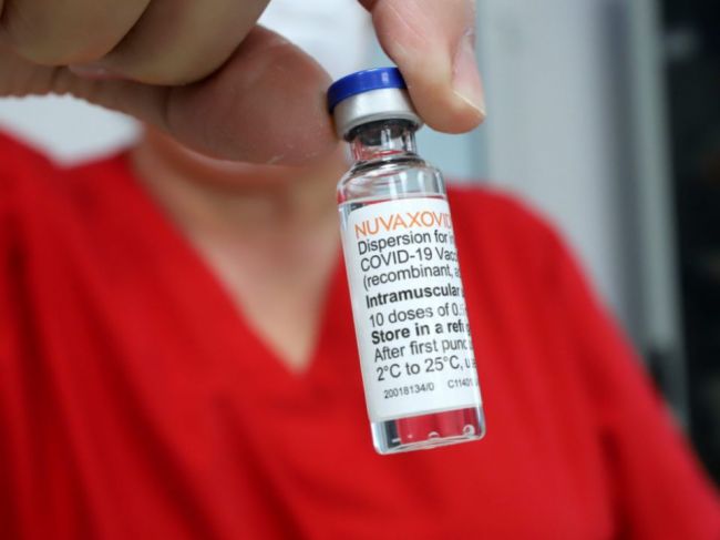 Očkovanie vakcínou Nuvaxovid už prebieha na celom Slovensku
