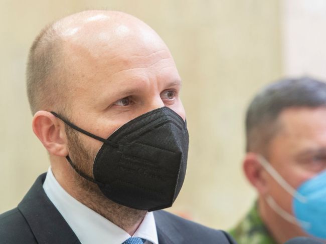 Naď: NATO sa musí na napätie s Ruskom pripraviť posilnením východnej hranice