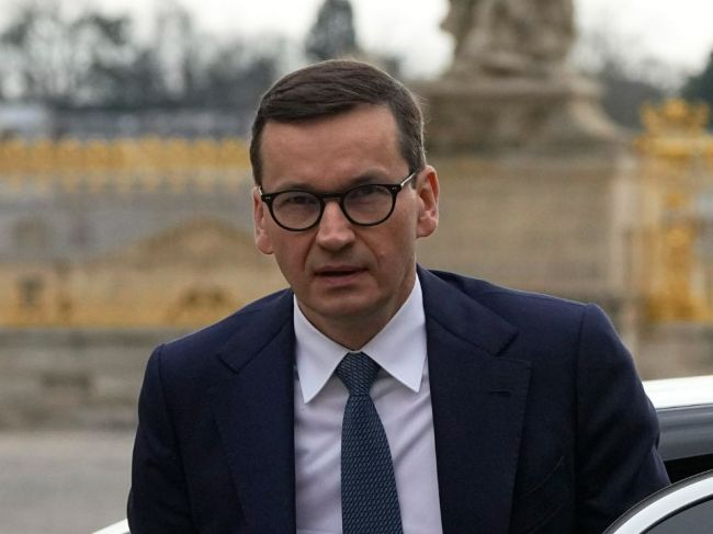 Poľský premiér navrhne na summite NATO zriadenie mierovej misie na Ukrajine