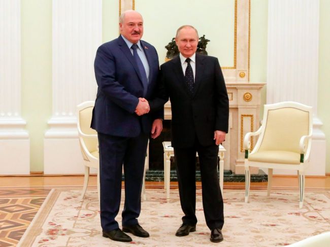 Lukašenko tvrdí, že Putin je v lepšej kondícii, než kedykoľvek predtým