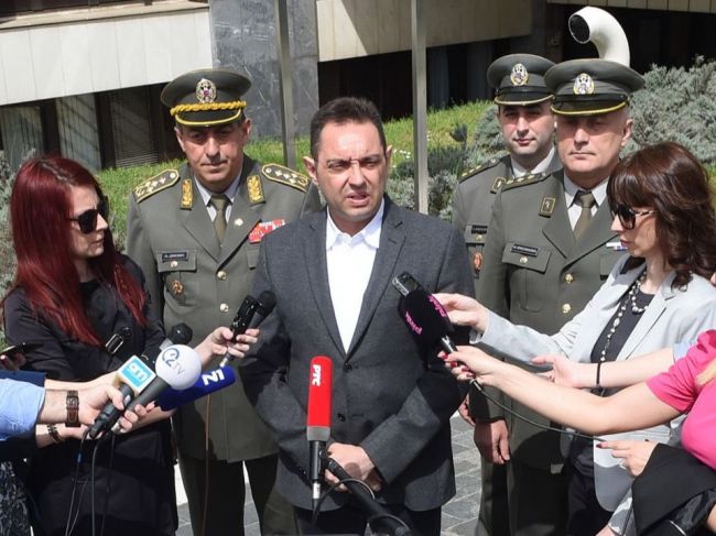 Srbský minister: Odmietame hystériu, proti Rusku nezavedieme sankcie