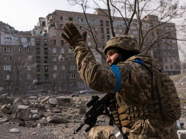 Do vojny v Ukrajine sa čoskoro môže zapojiť ďalší štát, varujú USA a NATO