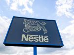 Potravinársky koncern Nestlé ustúpil tlaku, výrazne obmedzí aktivity v Rusku