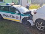 Po zákroku hliadky pri Nitre skončil v nemocnici vodič aj policajti