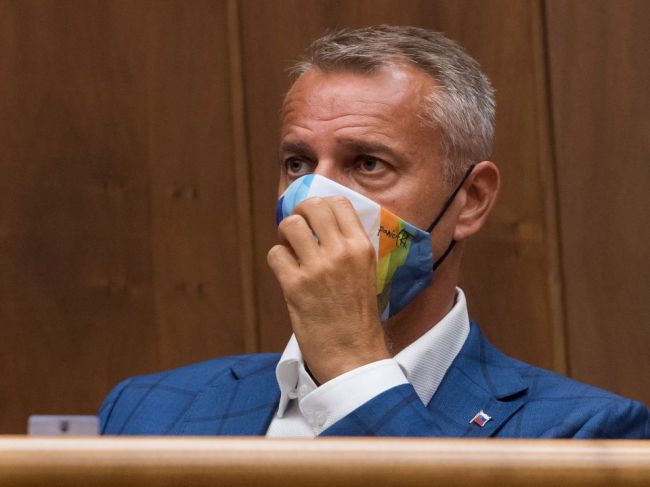 Raši: Vláda v oblasti zdravotníctva zlyhala či už pri pandémii alebo financovaní