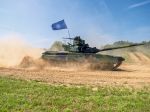 Zelenskyj požiadal krajiny NATO o jedno percento ich tankov a lietadiel