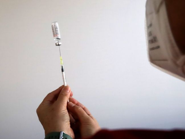 ŠÚKL eviduje 11.013 hlásených podozrení na nežiaduce účinky vakcín