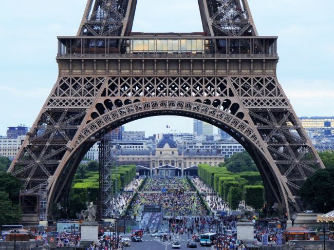 V Paríži platia obmedzenia pre cestnú dopravu pre znečistenie ovzdušia